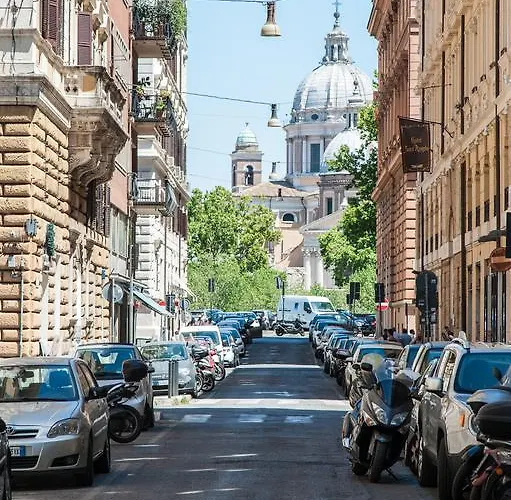 Piazza Cavour Konukevi